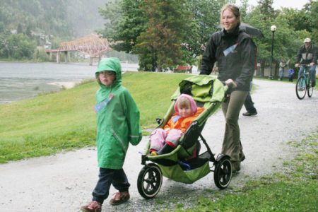 Even rain can't damped spirits at Nelson's Terry Fox Run