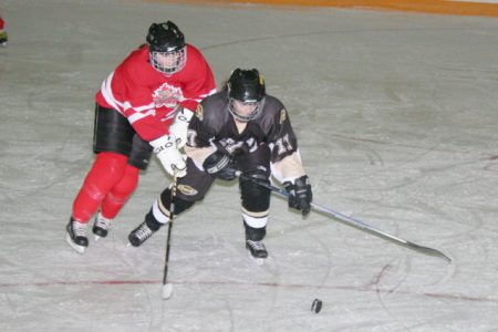 Wildcats roll out red carpet for Female Midget AAA Hockey tournament