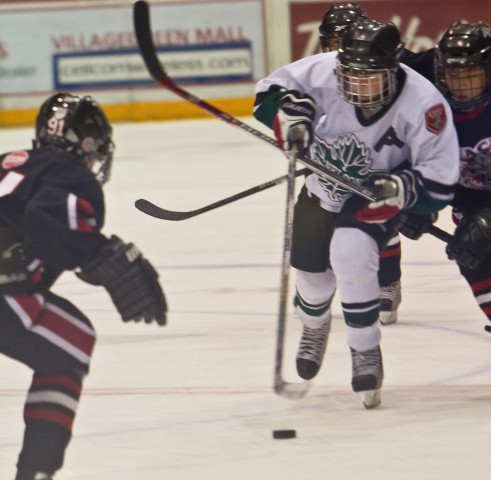 Peewee Leafs receive major test in Vernon