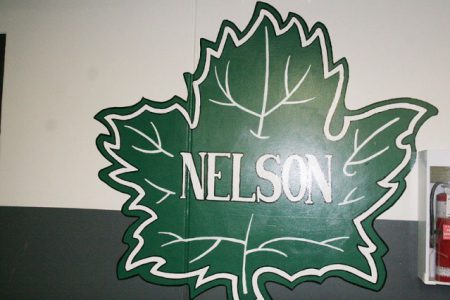 Peewee Leafs pound on Grand Forks