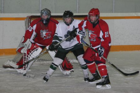 Bantam Reps sweep series from Spokane