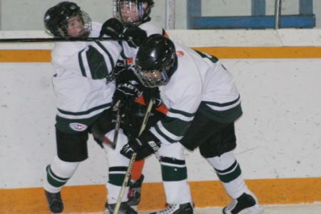 Peewee Leafs tune up for post season, claim two of three wins on weekend