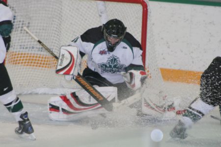 Leafs battle fatigue to grab 7-5 win over Braves, move into first place in Murdoch Division