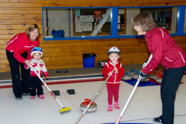 Nelson Curling Club offers FREE DAY of curling Sunday