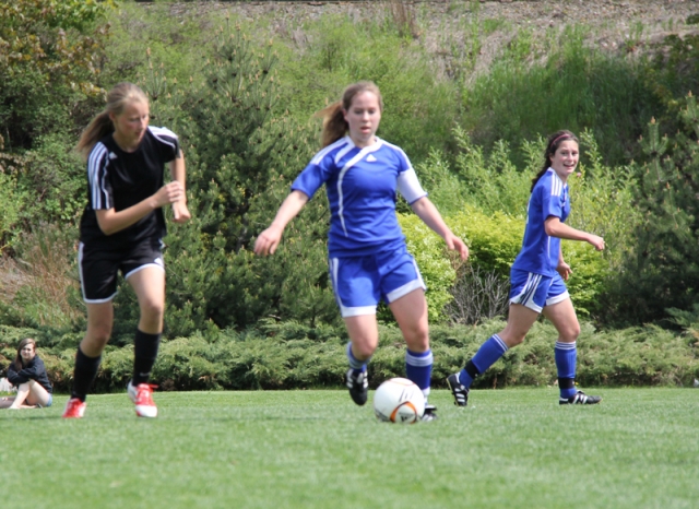 Bombers drop shootout decision to Parkland to finish in top ten at AA Girl's Soccer Championships