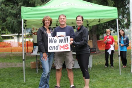 Team Cranked Up captures The Nelson Daily Team Fundraising award at Scotia Bank MS West Kootenay Glacier Challenge