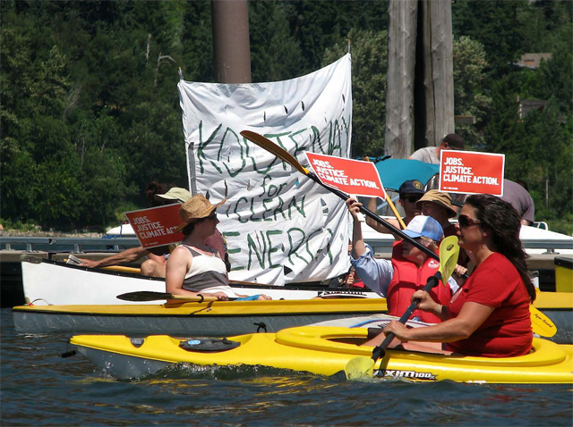 Kootenay paddlers take to water at Nelson 'kayaktivism'