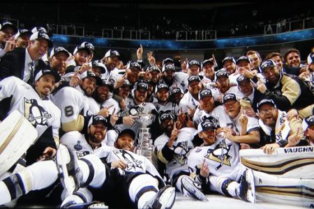 Pittsburgh wins fourth Stanley Cup with 3-1 victory over Sharks; Crosby takes Conn Smyth