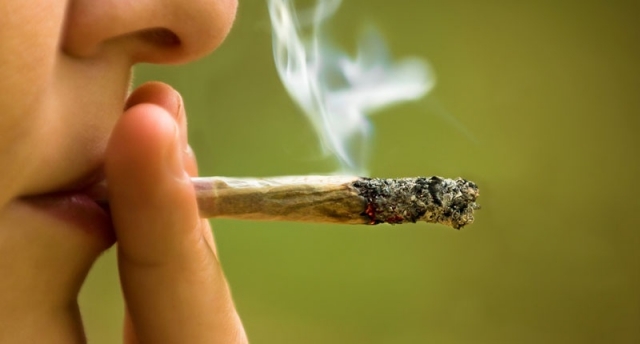 NDP pressures Trudeau government to decriminalize marijuana — now
