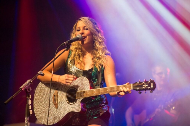 With Come Find Me, Castlegar’s Country Music Darling Lisa Nicole Finds Growth and Success Through Happiness and Heartbreak