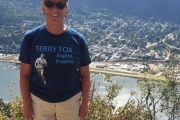 Terry Fox T-Shirt makes advance trip to Pulpit Rock on eve of September 18th Run