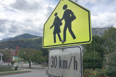 It's back to school, and back to 30 km/h speed in school zones