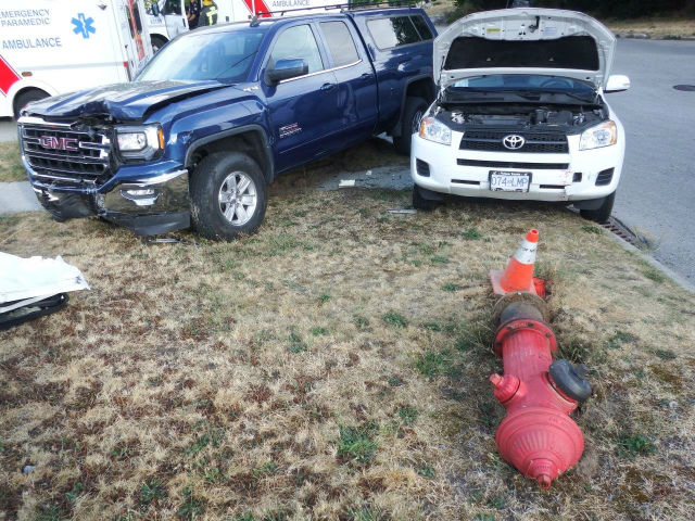 Two-vehicle accident takes out fire hydrant in Uphill