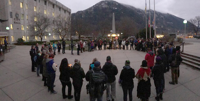 Polytechnique shooting commemorated in Nelson with candlelight vigil