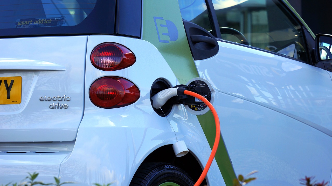 Electrifying news: rebates on auto charging stations