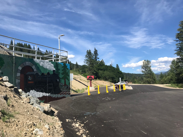 Murals put finishing touch on South Slocan Overhead highway project