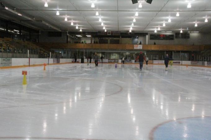 RDCK targets September 14 as re-opening date for ice arenas