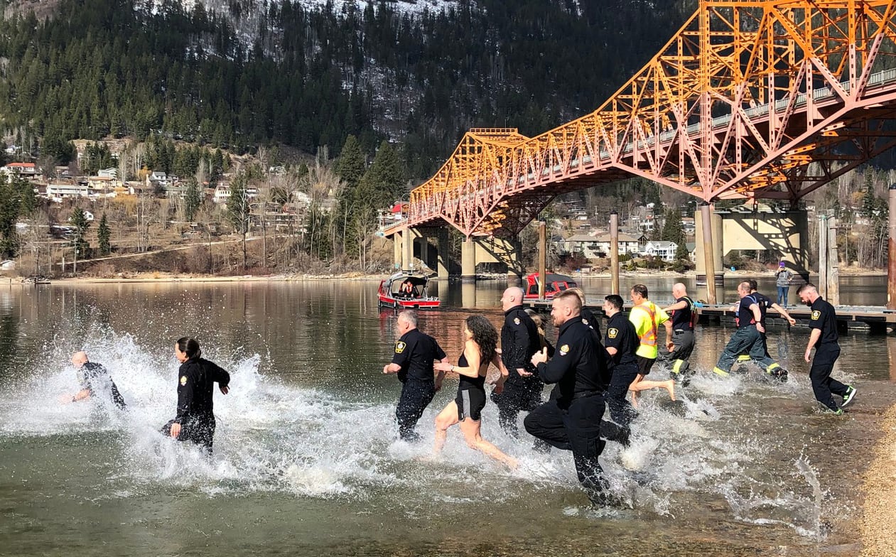 Local First Responders take Cold Plunge for Special Olympics BC