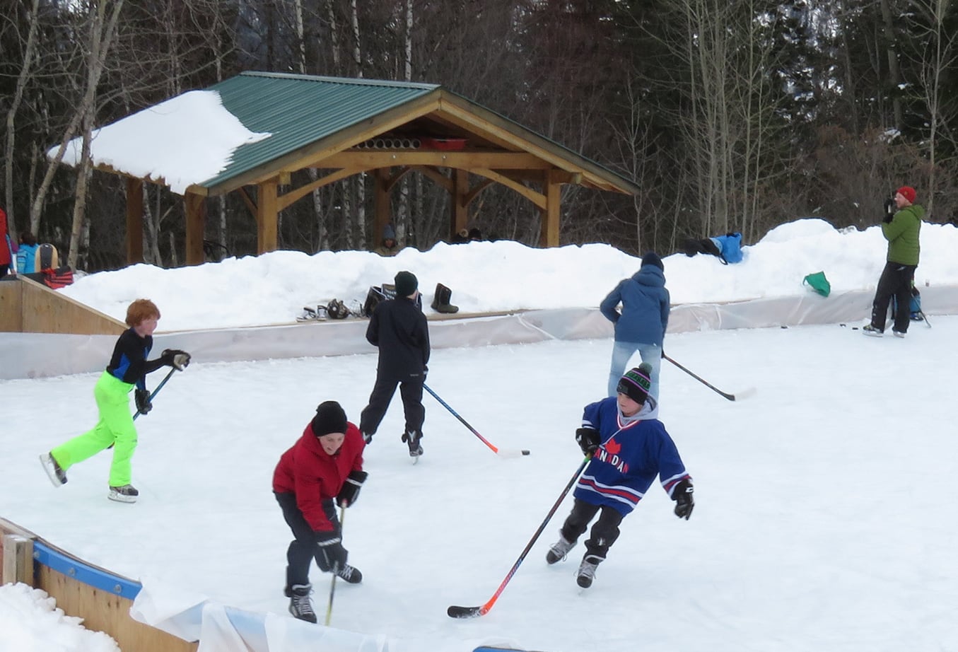 Ice Rink at Morning Mountain Regional Park is now Open