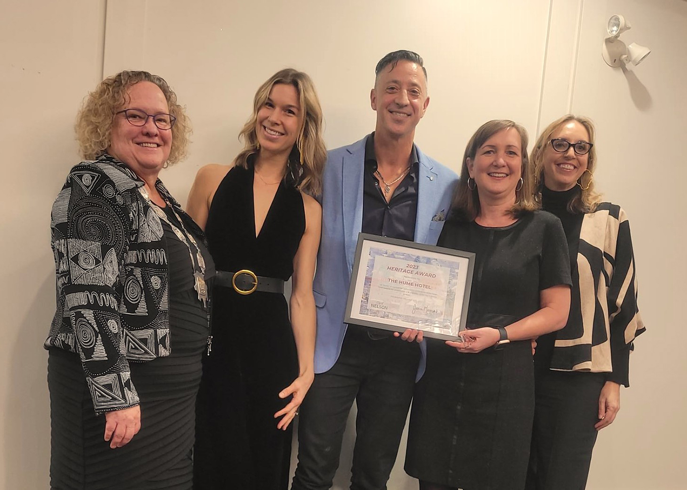 Hume Hotel presented with the 2023 Heritage Award
